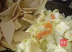 素炒大白菜的做法图解5