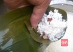 蜜枣花生粽的做法图解8