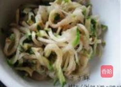 萝卜干炒腊肉的做法图解3