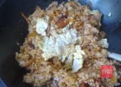 海鲜风辣白菜炒饭的做法图解6