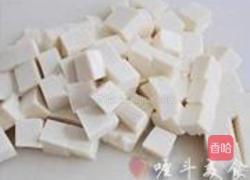 麻婆豆腐的做法图解1