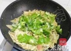 青椒炒干豆腐的做法图解17