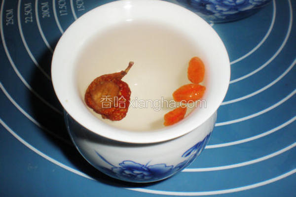 枸杞山楂茶