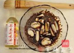 祕制芥末味蒜香烤肋骨的做法图解1