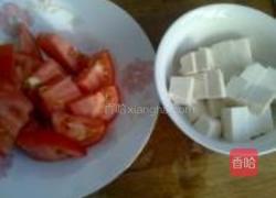 番茄鸡蛋豆腐汤的做法图解2