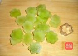 莴苣火腿炒年糕的做法图解1