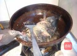 红烧鲤鱼的做法图解7