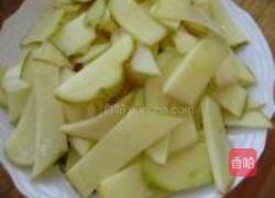 尖椒炒土豆片的做法图解1