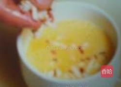 虾仁蟹肉茶碗蒸的做法图解4