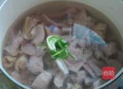 墨鱼猪肚排骨汤的做法图解7
