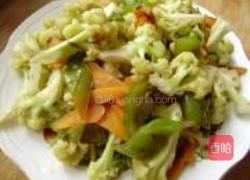 胡萝卜青椒炒菜花的做法图解7