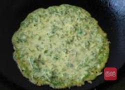 芹菜叶子玉米饼的做法图解4