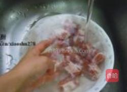 橙汁排骨的做法图解2