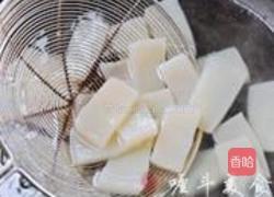 家常炒魔芋豆腐的做法图解2