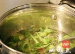 扇贝西兰花派的做法图解8