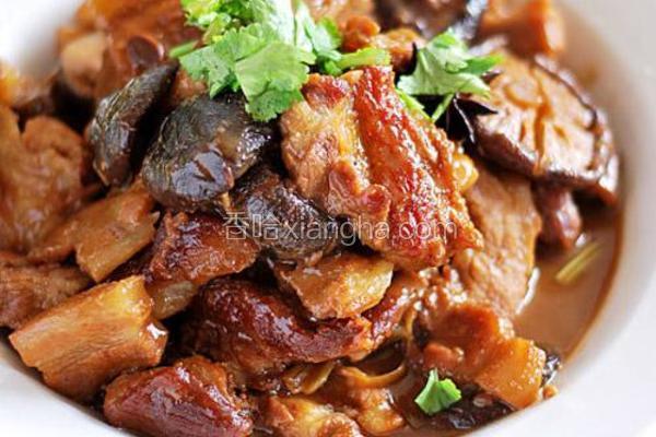 香菇酱烧五花肉