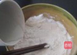 香糯花生饼的做法图解2