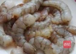 虾仁甜瓜炒饭的做法图解1