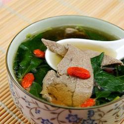 枸杞叶猪肝汤的做法[图]