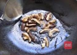 蘑菇腐竹炒瘦肉的做法图解4
