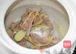沙参玉竹老鸭汤的做法图解3