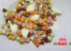 七彩杂锦炒饭的做法图解3