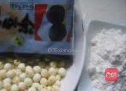 莲蓉糕的做法图解1