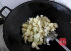 剁椒菜花的做法图解4
