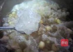 兰香子银耳莲子羹的做法图解3