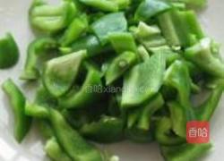 青椒蒜苔肉的做法图解2