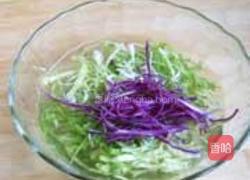 三文鱼沙拉的做法图解2