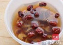 桂圆红枣银耳汤的做法图解2