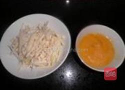 笋丝炒蛋的做法图解2