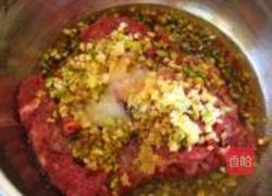 兔肉水饺的做法图解3