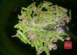 四季豆炒肉片的做法图解10