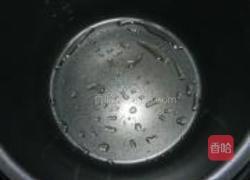 紫薯鸡蛋饼的做法图解3