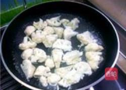 菜花搭上瑶柱汁的做法图解2