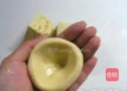 窝头小碗配芸豆碎的做法图解3