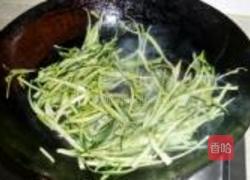 青椒炒瓜皮的做法图解4