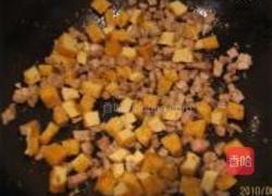 榨菜豆丁的做法图解2