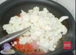 西红柿炒菜花的做法图解8
