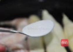 白煮肉夹笋的做法图解2