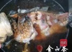 油泼鲤鱼的做法图解3