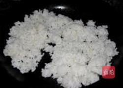 茄汁虾仁炒饭的做法图解4