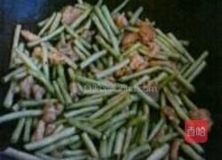 豆角炒肉片的做法图解4