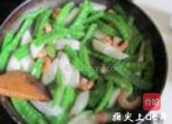 香瓜蜜豆虾仁的做法图解9