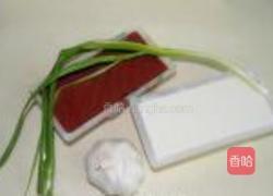 鸭血烩豆腐的做法图解1