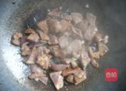 猪肝闷韭菜的做法图解4