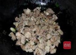 土豆烧牛肉的做法图解4