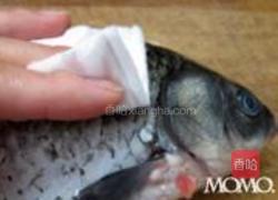 红豆鲫鱼汤的做法图解3